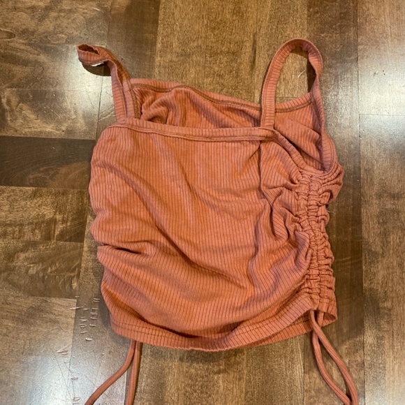 Cute scrunched Summer Tank - Picture 2 of 2